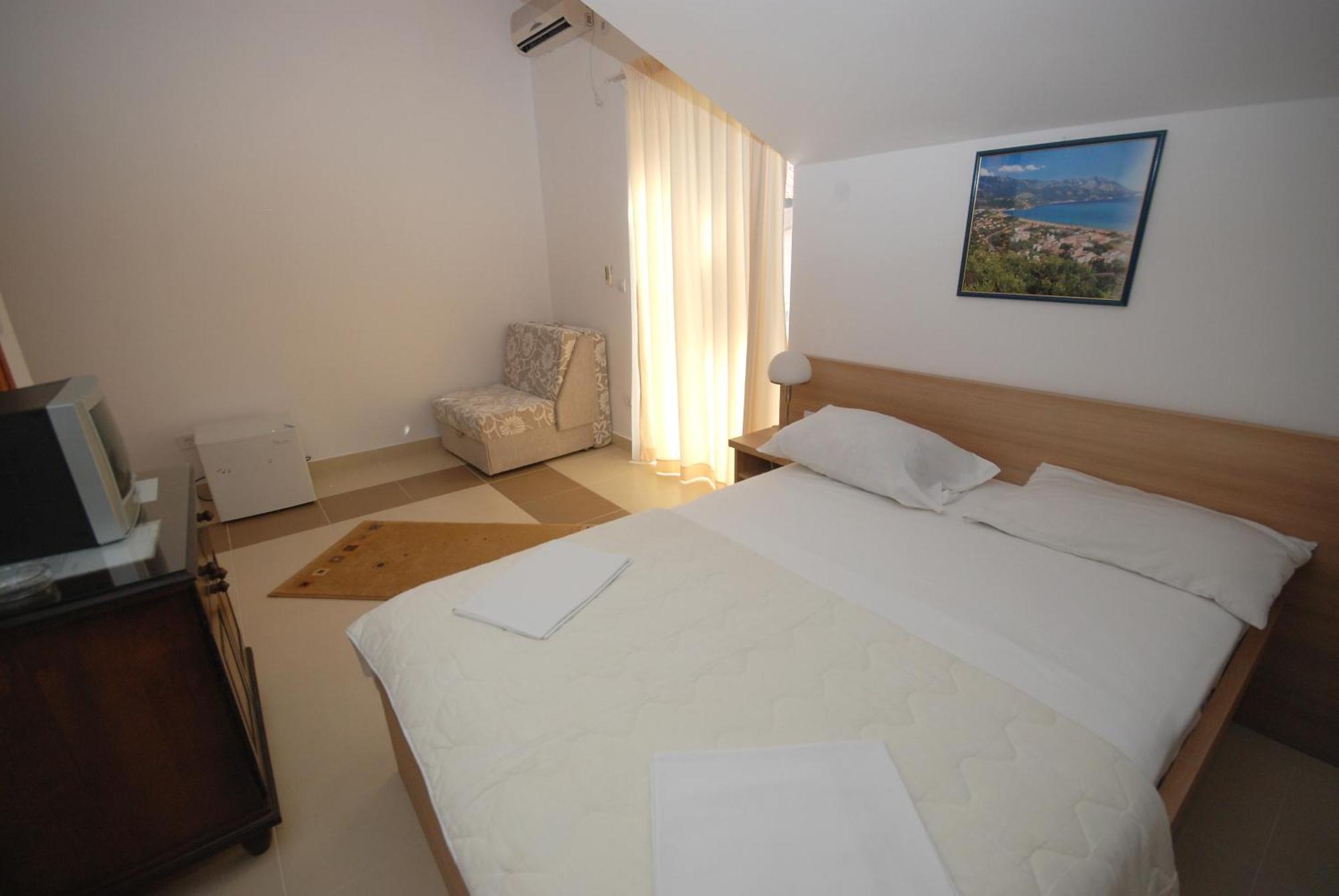 Pansion Anita Budva Quarto foto